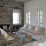 The Hill House In Kea Villa *