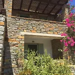 The Hill House In Kea Villa *