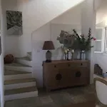 Villa The Hill House In Kea
