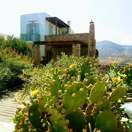 The Hill House In Kea Ioulis
