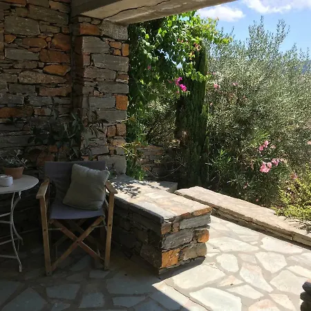 The Hill House In Kea * Ioulis