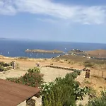 Villa The Hill House In Kea Ioulis