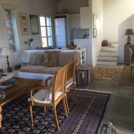 The Hill House In Kea Villa *