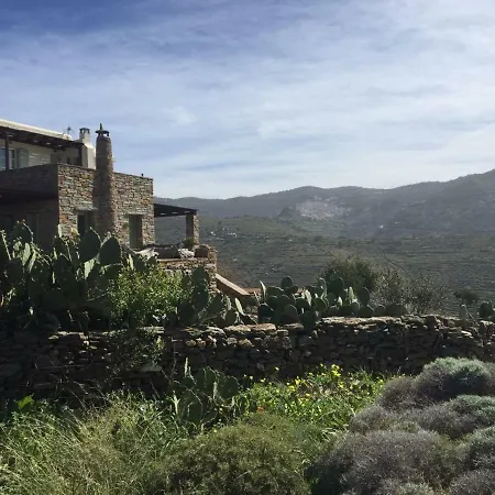 The Hill House In Kea