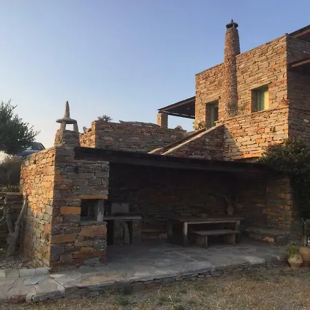 The Hill House In Kea Willa Ioulis