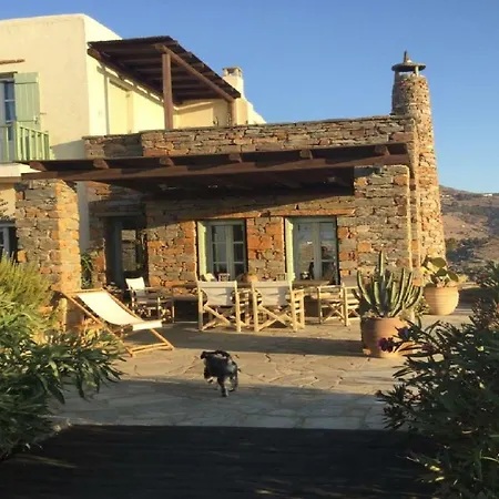 The Hill House In Kea *
