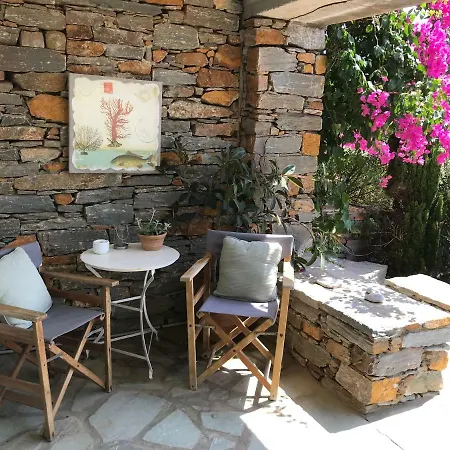 The Hill House In Kea Ioulis