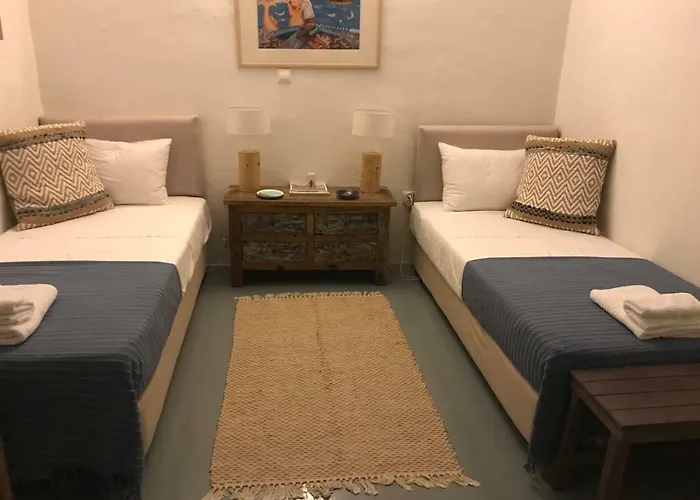 The Hill House In Kea Villa